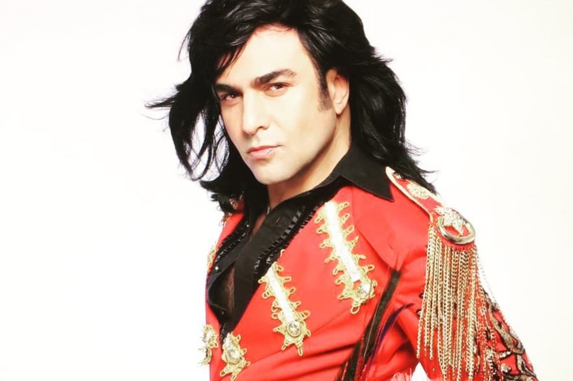 ‘Albertano’ sorprende con radical cambio de look