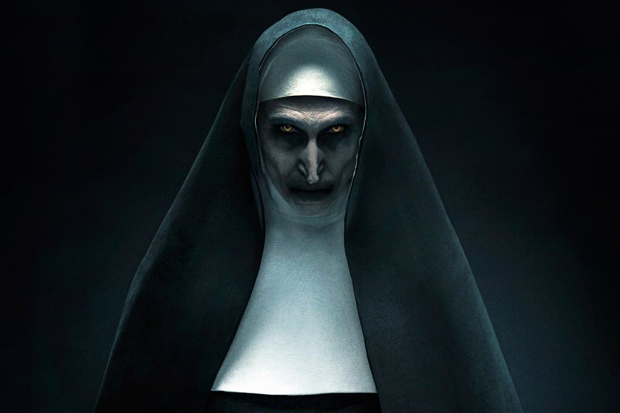 Conoce el rostro detrás del espeluznante demonio de ‘La Monja’