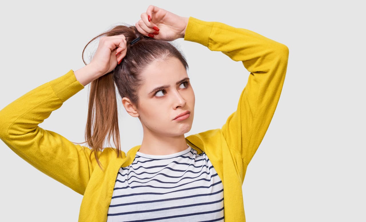 ¿Peinarse con el cabello recogido puede ser dañino para la salud? Esto dicen expertos