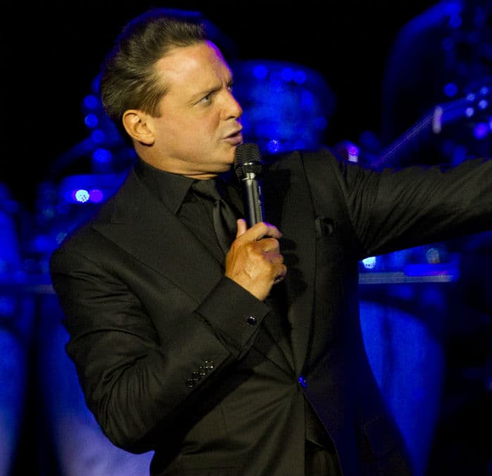 Nuevo libro revelará el misterio de la madre de Luis Miguel