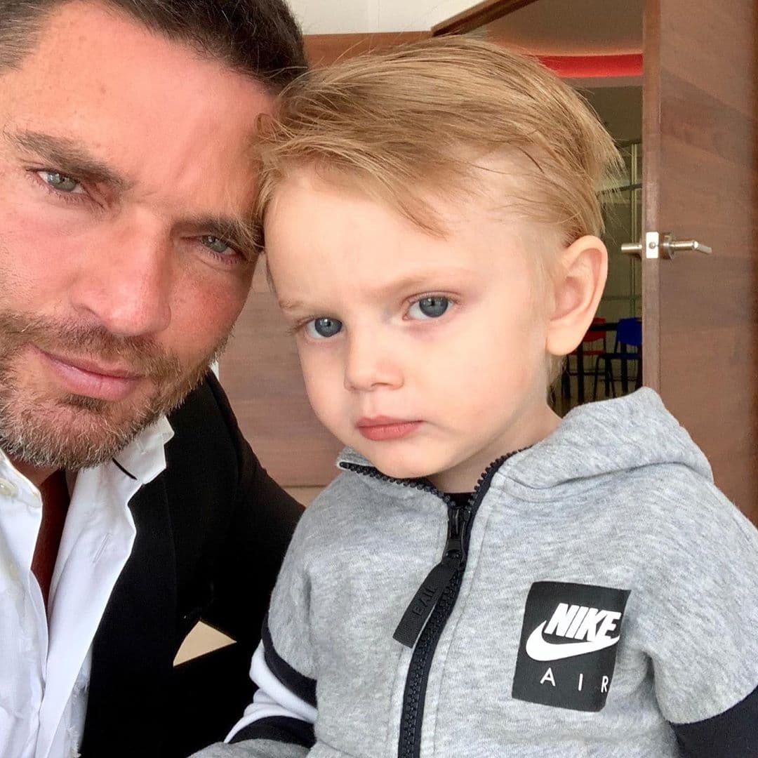 Así fue el emotivo reencuentro entre Julián Gil y su hijo Matías tras un año de no verse