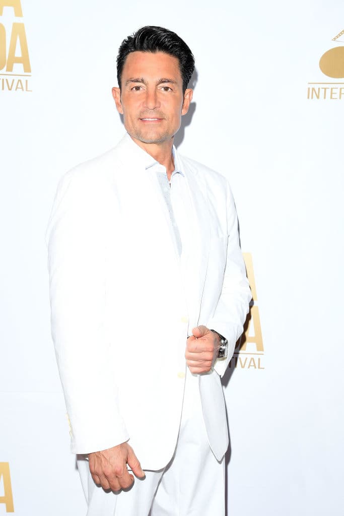 Actualmente, Fernando Colunga se encuentra retirado de la pantalla y se alejó de la vida pública, además, de no tener redes sociales. Este año hizo una aparición en la alfombra roja del Festival de Cine de Cana Dorada, en República Dominicana.