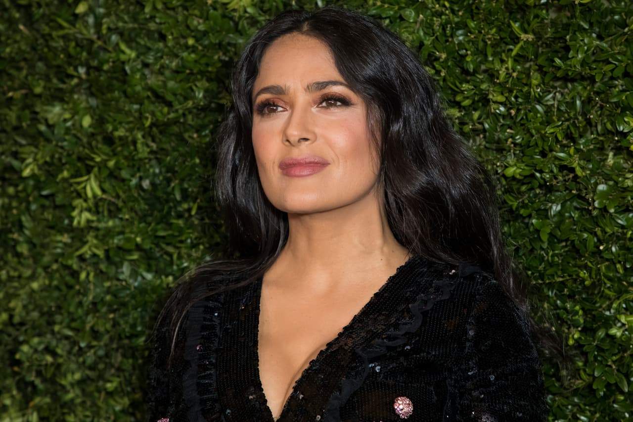 ‘Es excelente actriz, pero está grande’: productora descarta a Salma Hayek como María Félix