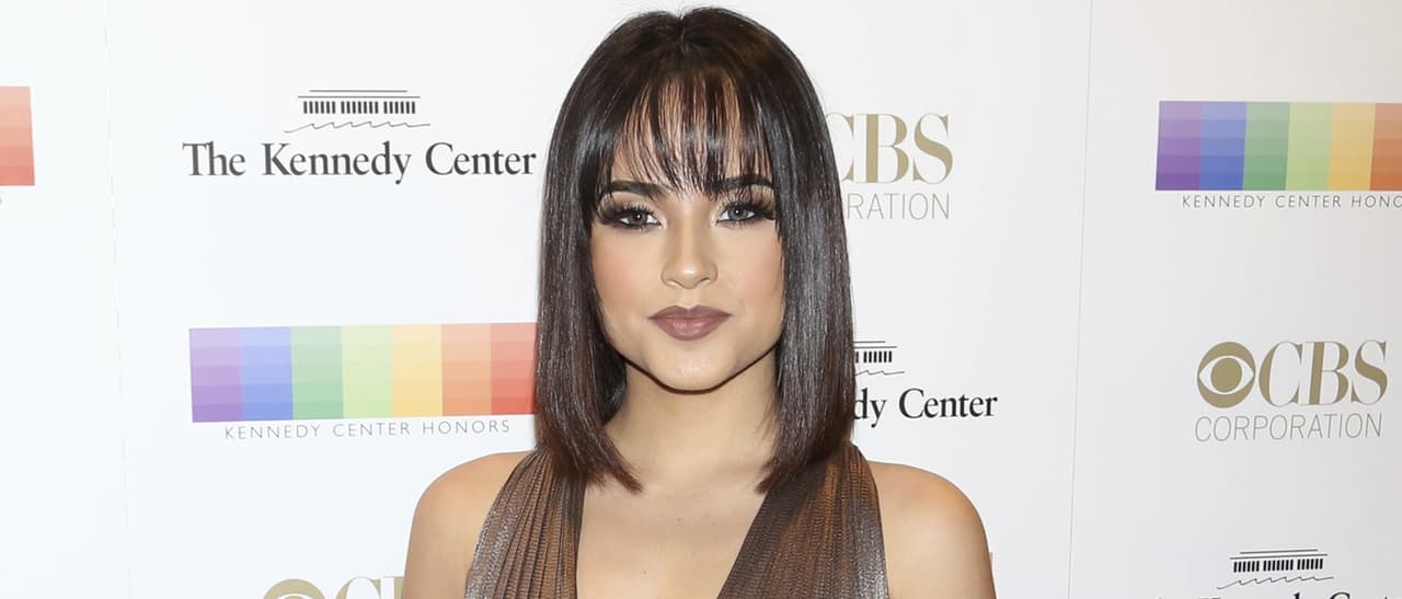 Becky G celebra su cumpleaños en bikini