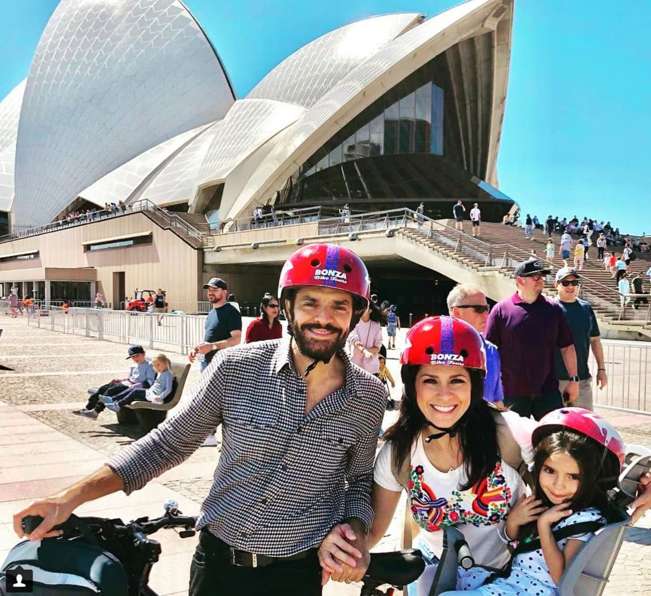 Eugenio Derbez confiesa por qué su familia se mudó a Australia con él