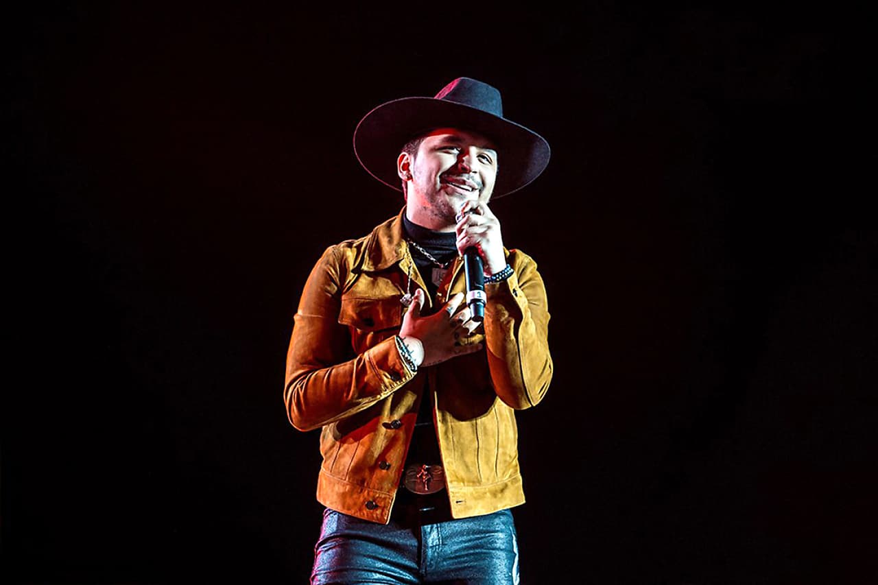 Christian Nodal lanzará nueva canción ¿dedicada a Belinda?