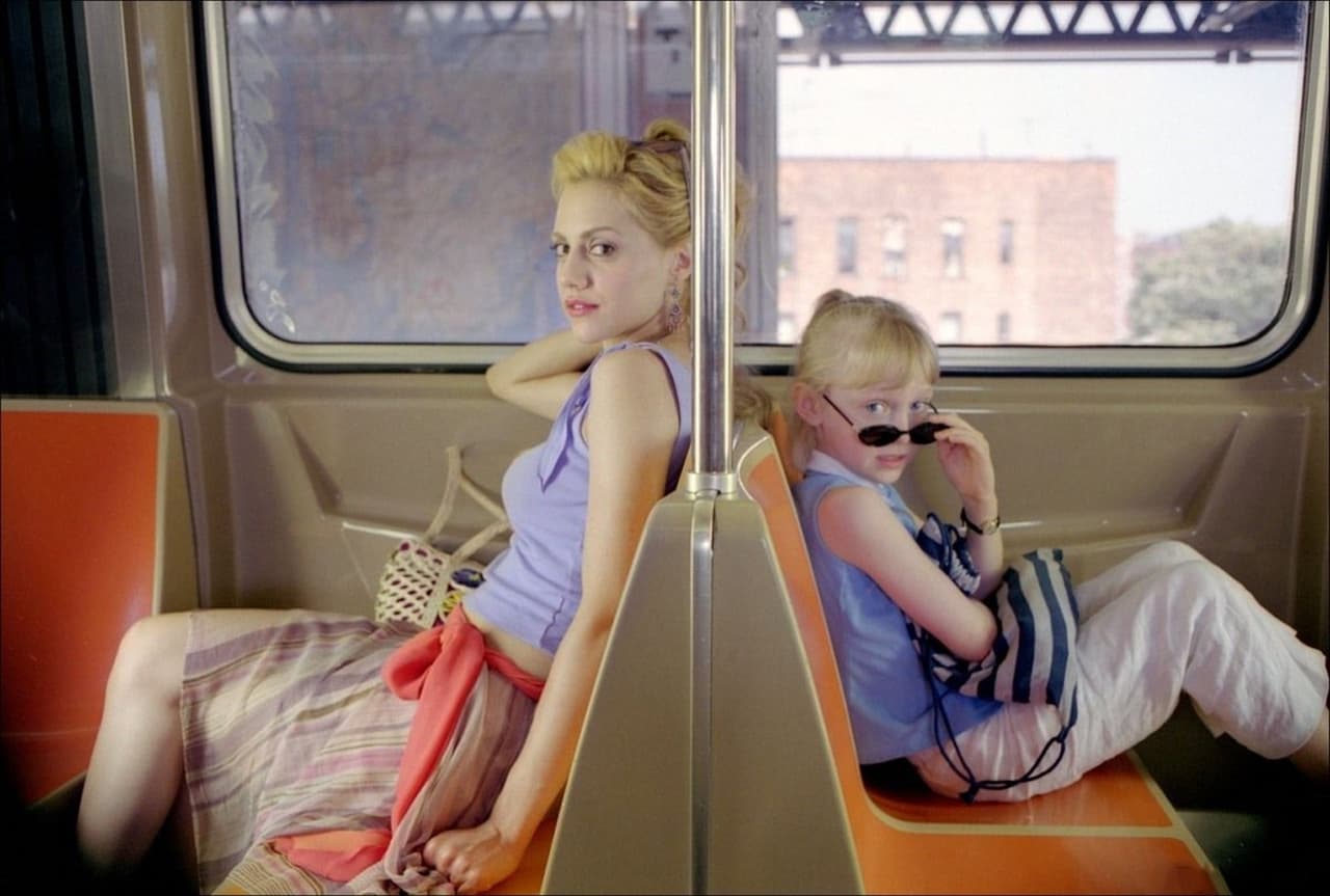 Dakota Fanning comparte foto de 'Pequeñas Grandes Amigas'