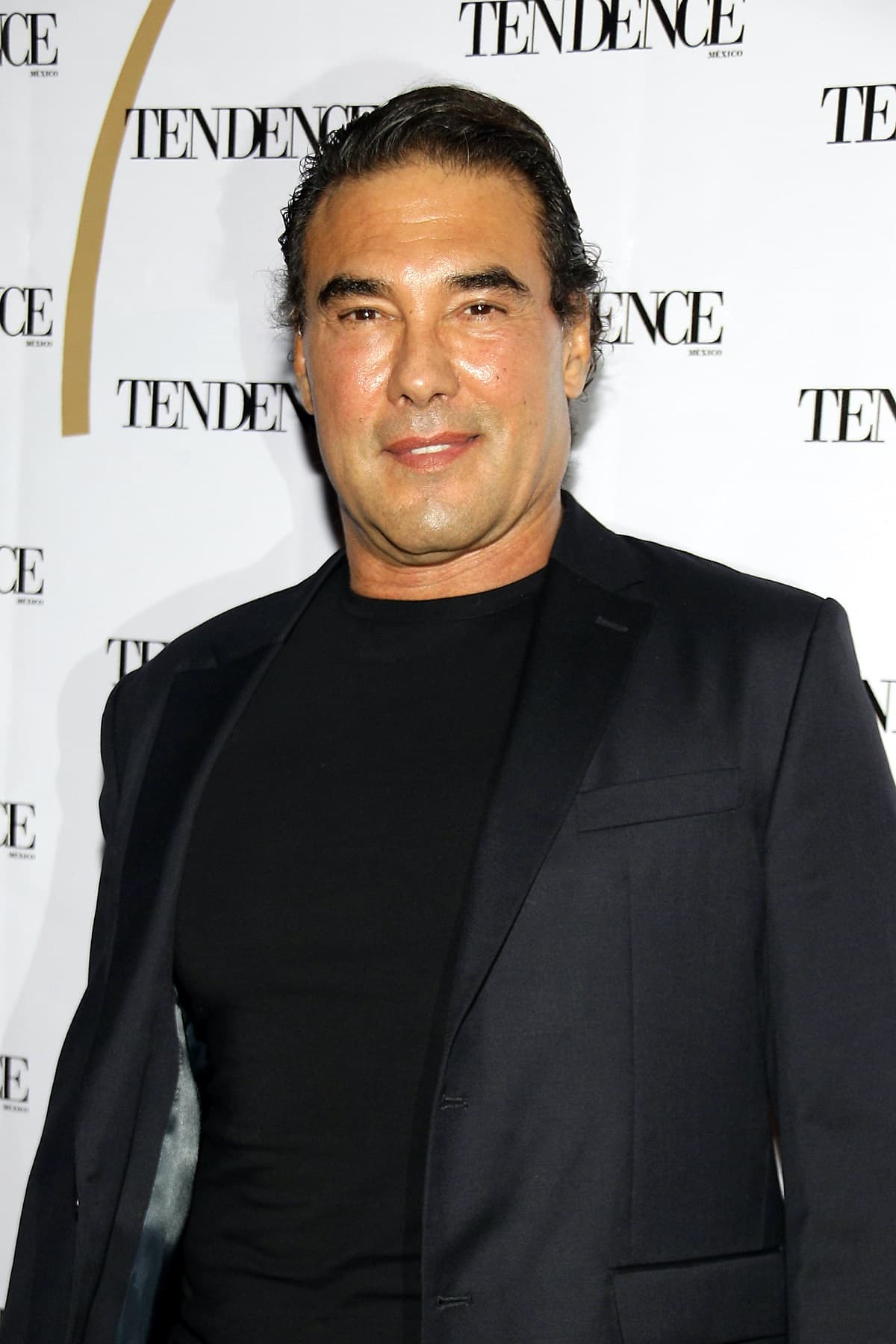 Eduardo Yáñez regresará a la actuación con personaje transexual
