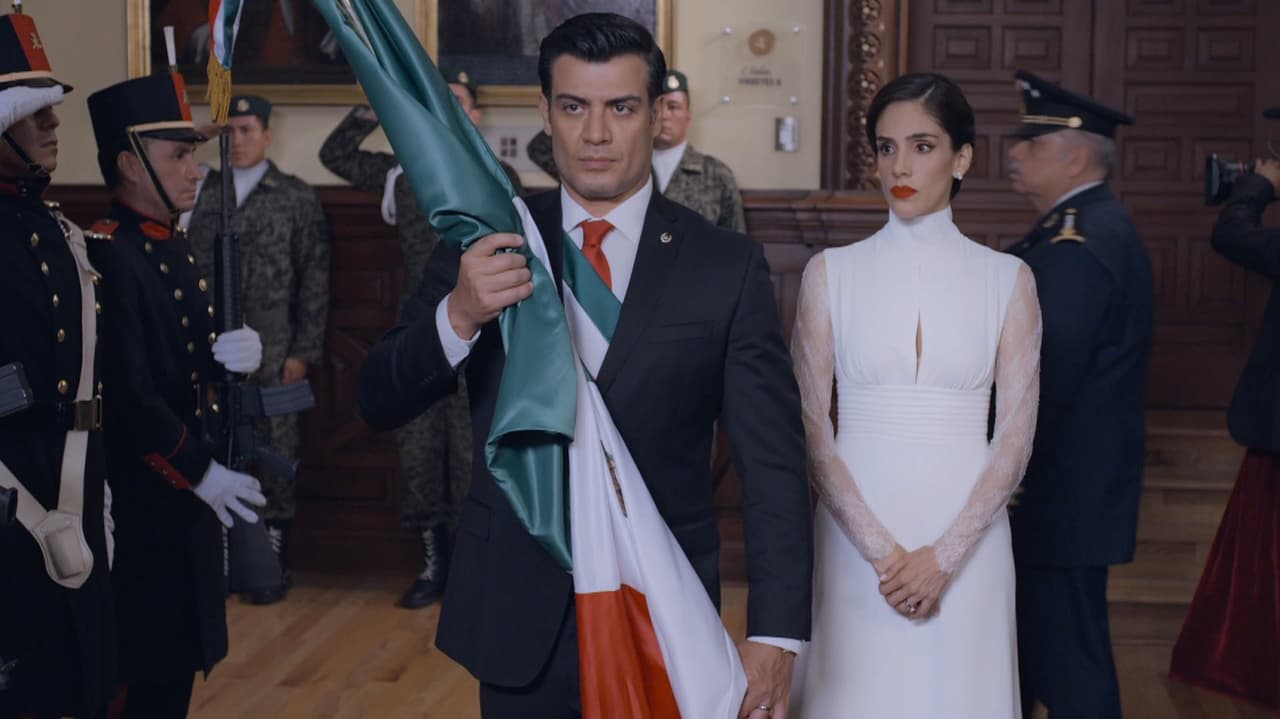 Andrés Palacios se encuentra nominado por su interpretación de ‘Carlos Bernal’ en ‘La Usurpadora’, el primer proyecto de Fábrica de Sueños producido por Carmen Armendáriz y protagonizado por Sandra Echeverría.
