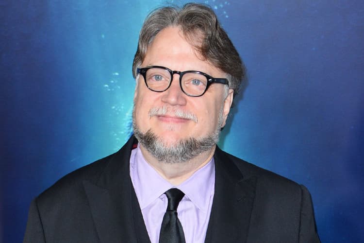 Guillermo del Toro ayuda a mujer al pagar su biopsia