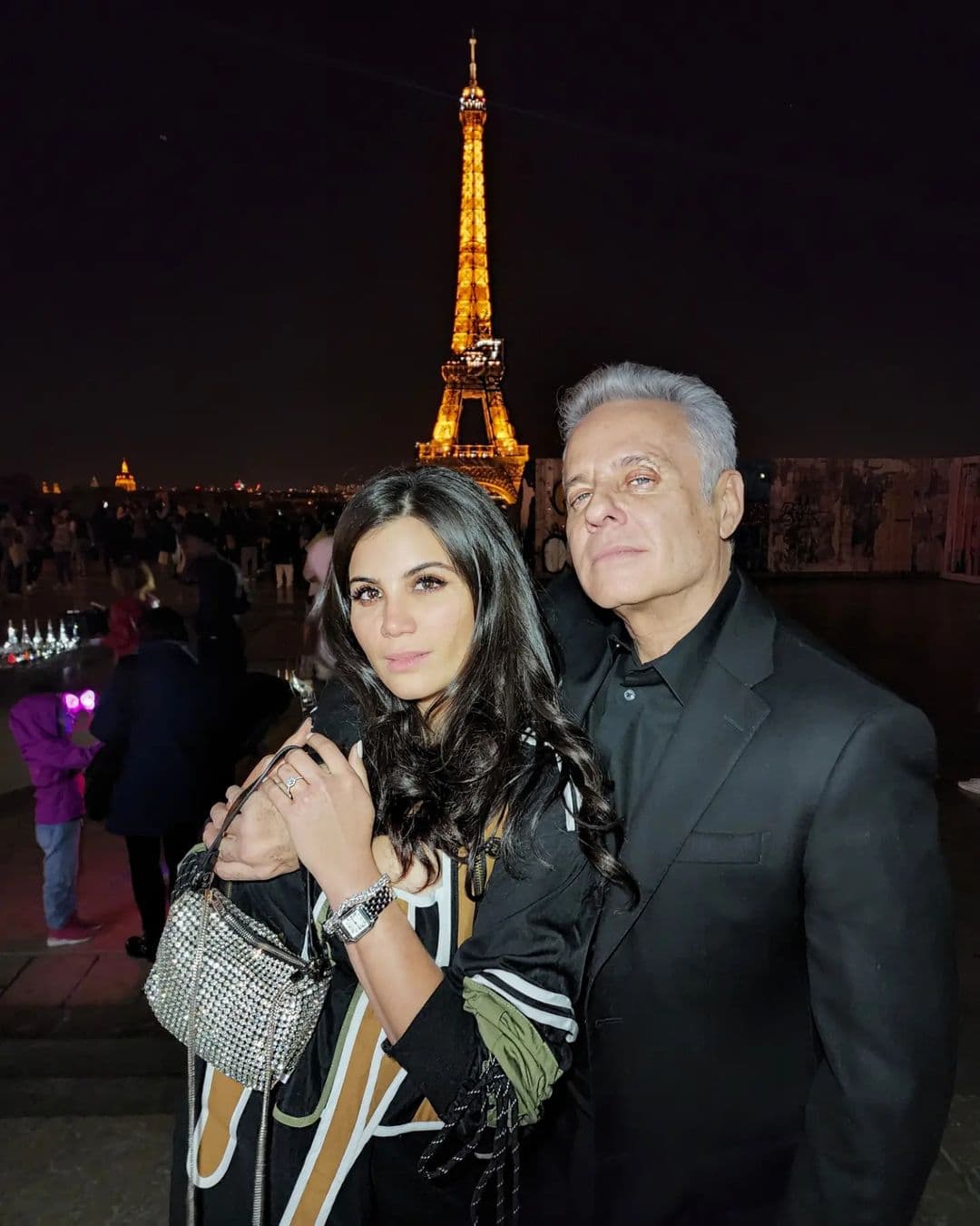 Alexis Ayala mostró su apoyo a Cinthia Aparicio el día de su operación de rodilla.