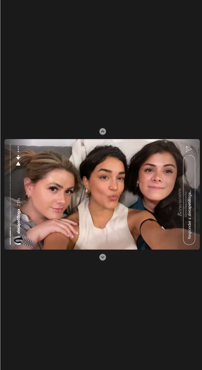 Hija de Biby Gaytán se reencuentra con Paulina y Nicole Peña.