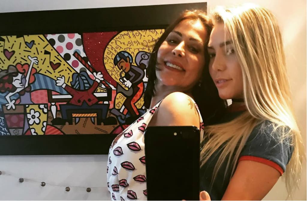 Frida Sofía celebra los 50 años de Alejandra Guzmán con emotivo mensaje