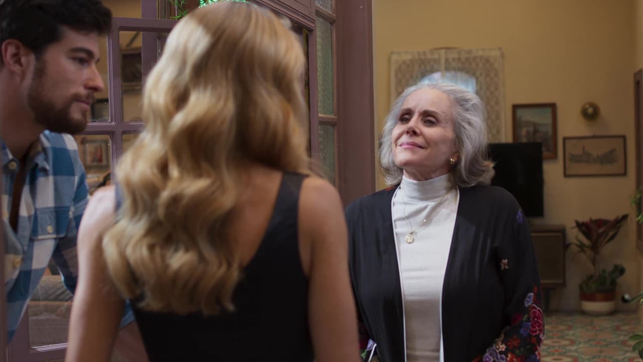 Clara le pide perdón a Leona en 'El amor invencible'