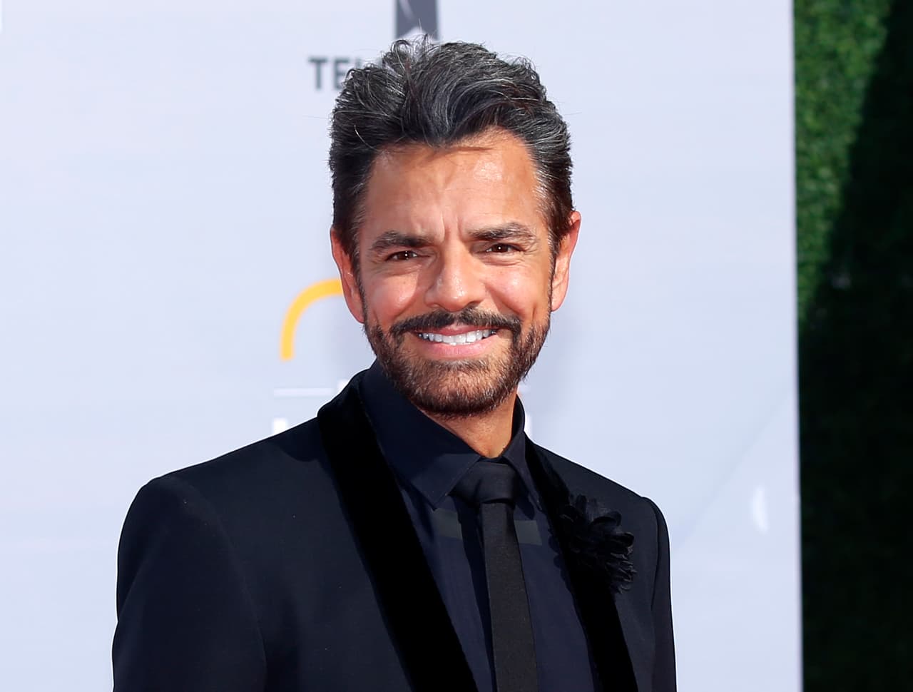 Eugenio Derbez causa revuelo al recrear escena de la película ‘Joker’: “Trae el ritmo”