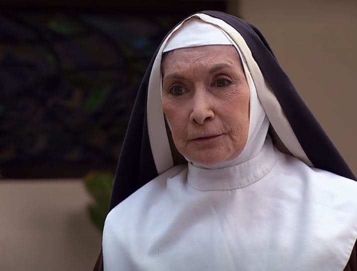 Lucía Guilmáin falleció el 15 de febrero del 2021 a los 83 años de edad. 
<br>
<br>La primera actriz participó en el dicho: 'Ni tanto que queme al santo, ni tan poco que no le alumbre'.