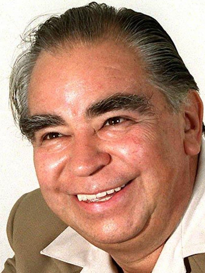El actor Sergio Ramos Gutiérrez "El Comanche" falleció semanas después de que culminara esta historia, el 2 de Junio del 2004 a los 68 años de edad. El intérprete dio vida a 'Silverio Almazán'.