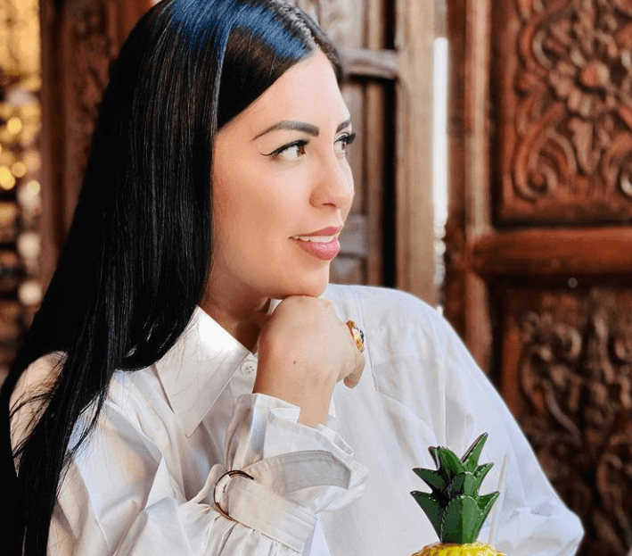 Silvia Cristina Nodal Jiménez no solo causa revuelo por lo joven que luce en sus fotografías, también por mostrar la gran relación que tiene con su hijo Christian Nodal y su novia Belinda, a quien hace unos meses le dedicó un mensaje.