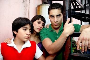 DICHO: ¡Alex Perea hará de todo por conseguir dinero!