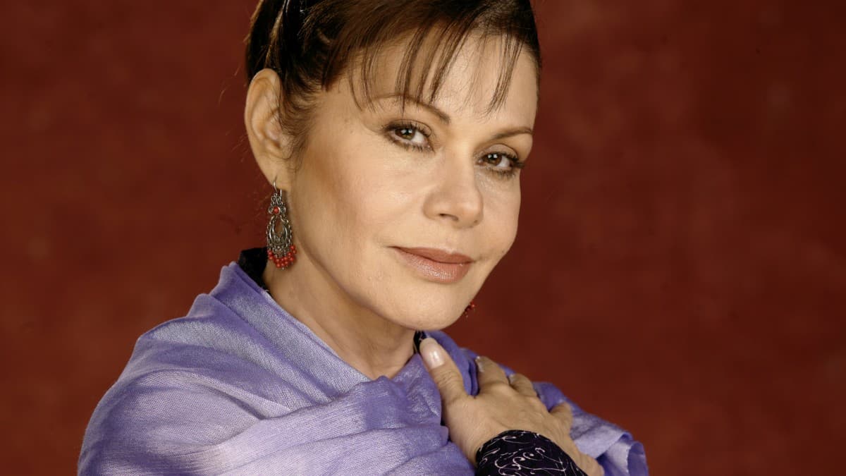 Uno de los grandes personajes de María Sorté es 'Eva Rodríguez', de "Fuego en la Sangre".
<br>
<br>"Un éxito enorme porque le decían 'Los Tres Reyes', los tres charros hermosos y con Adela Noriega. Era un reparto estupendo, hicimos una amistad enorme todos".