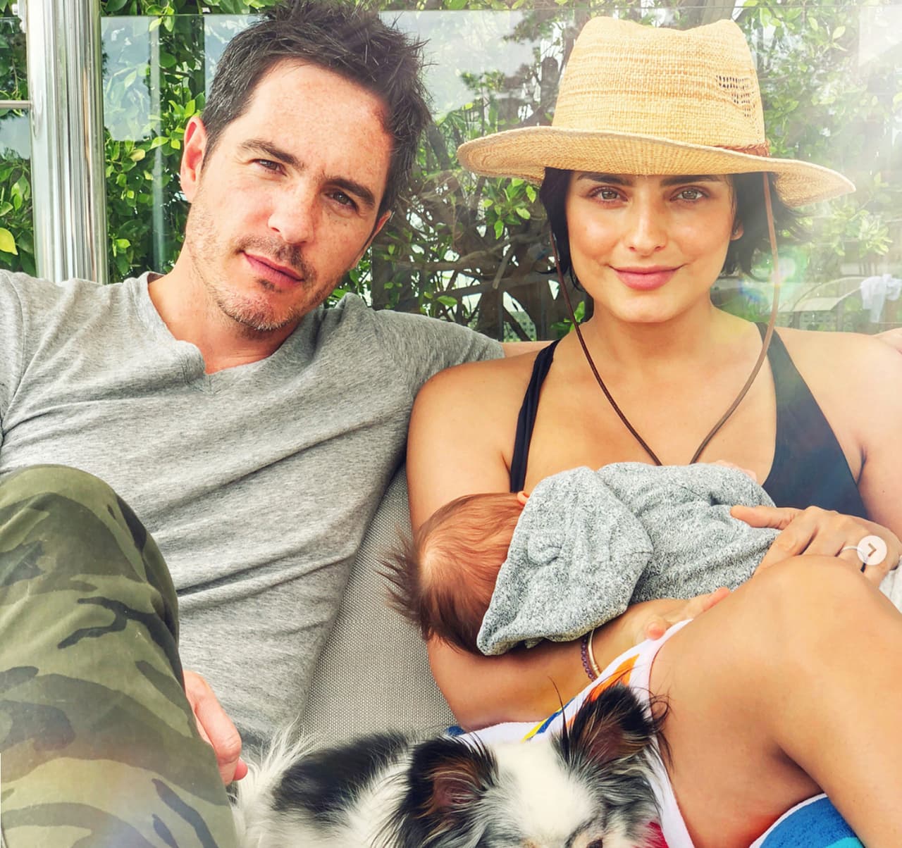 Mauricio Ochmann y Aislinn Derbez disfrutan su etapa como padres