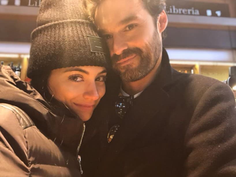 La pareja presume su amor en redes sociales