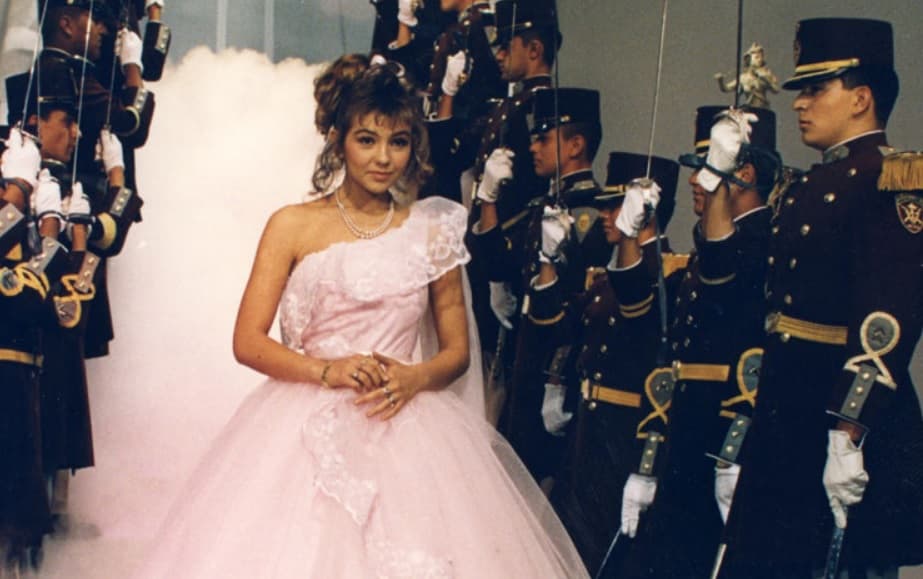 Thalia lanzará nostálgico documental de quinceañeras