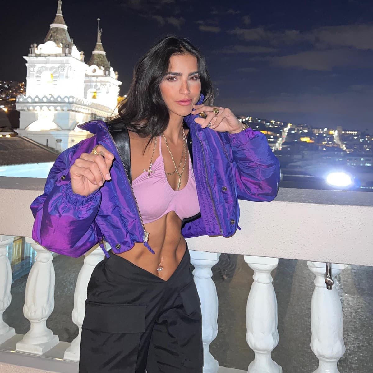 Bárbara de Regil: ella es Mika, la hermana casi gemela de la actriz
