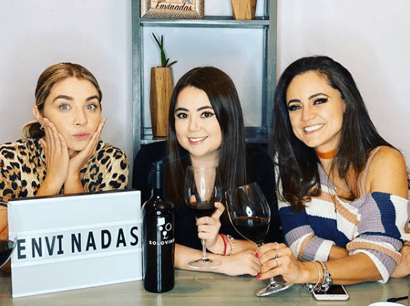 6. En la vida real, Jessica tiene una estrecha amistad con Daniela Luján, quien hace de “Gaby” y Mariana Botas, que interpreta a “Martina”.