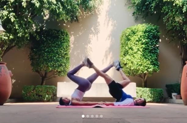 En las imágenes, Alejandra y Ana Paula hicieron gala de sus clases de ballet y a los primeros intentos realizaron a la perfección las posiciones e incluso retaron a su mamá y hermano mayor para que se sumaran al challege.