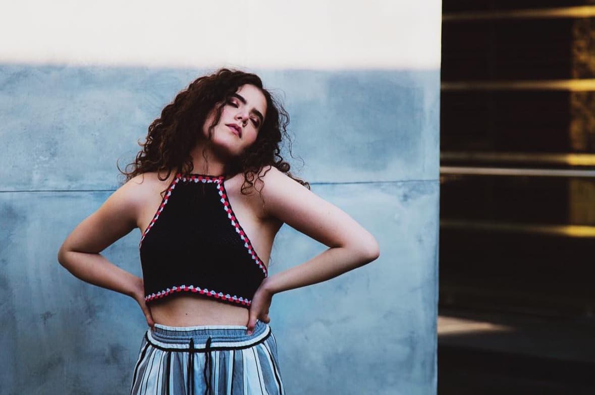 Camila Fernández, hija del ‘Potrillo’, lanzará su disco debut