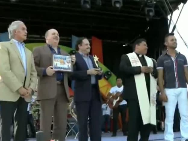 ¡La Rosa de Guadalupe recibe premio en Estados Unidos!
