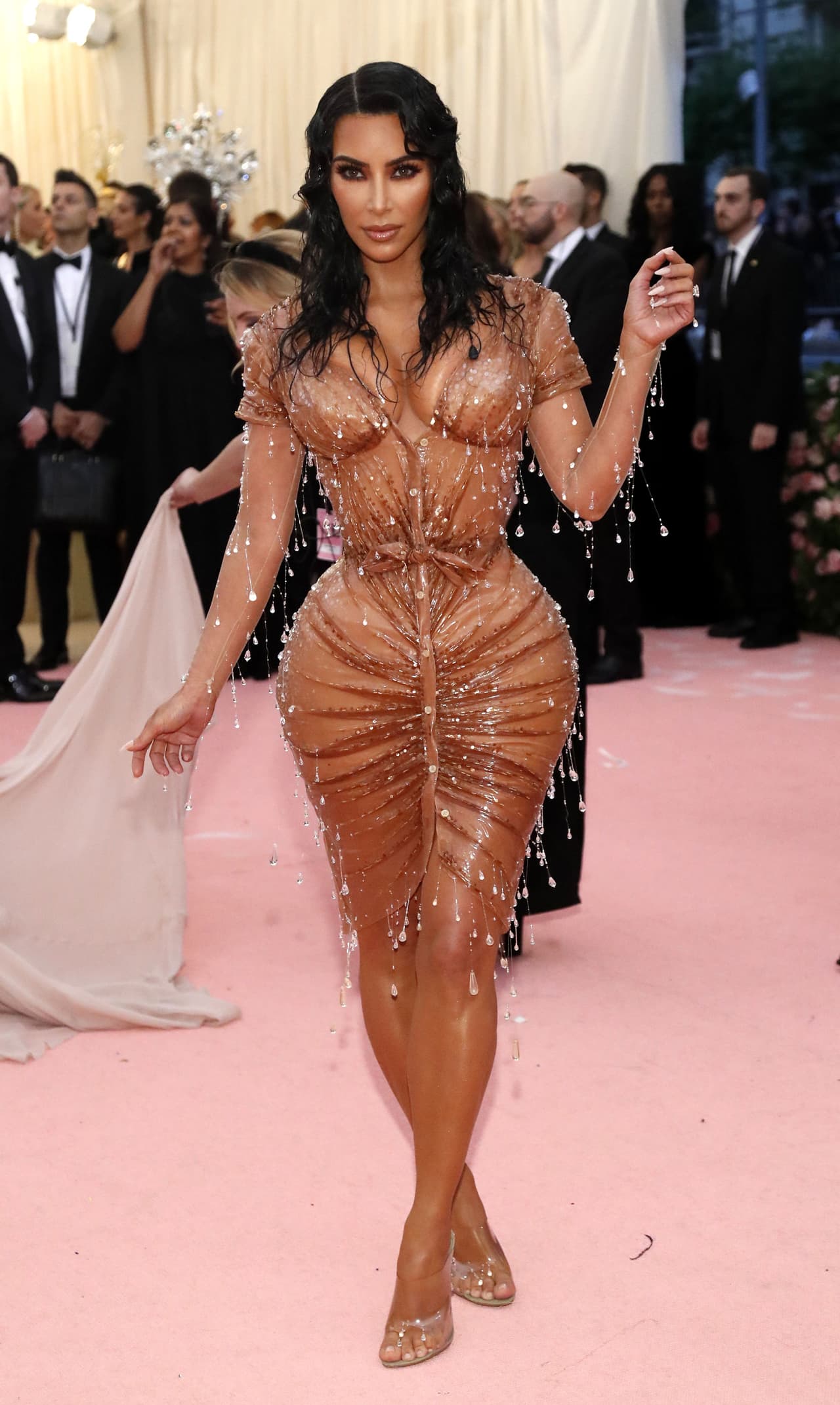 Kim Kardashian comparte la primera imagen de su cuarto hijo, Psalm