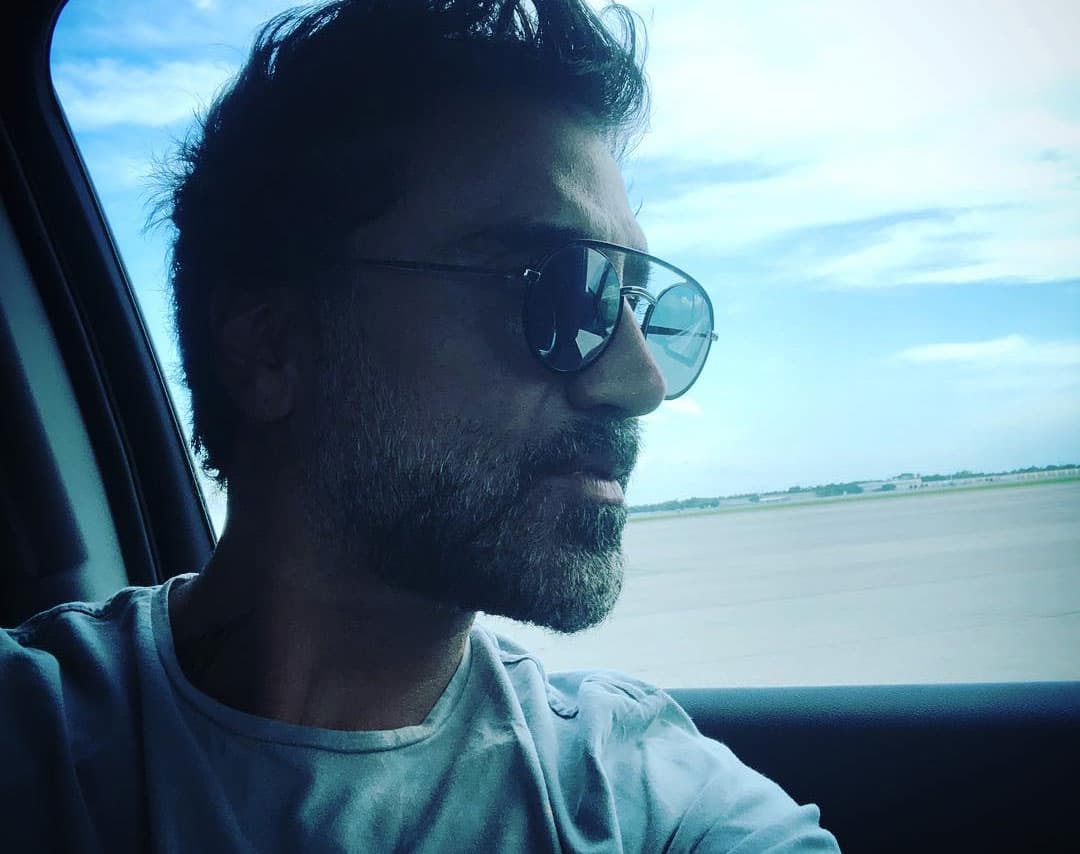 Alejandro Fernández estrena look