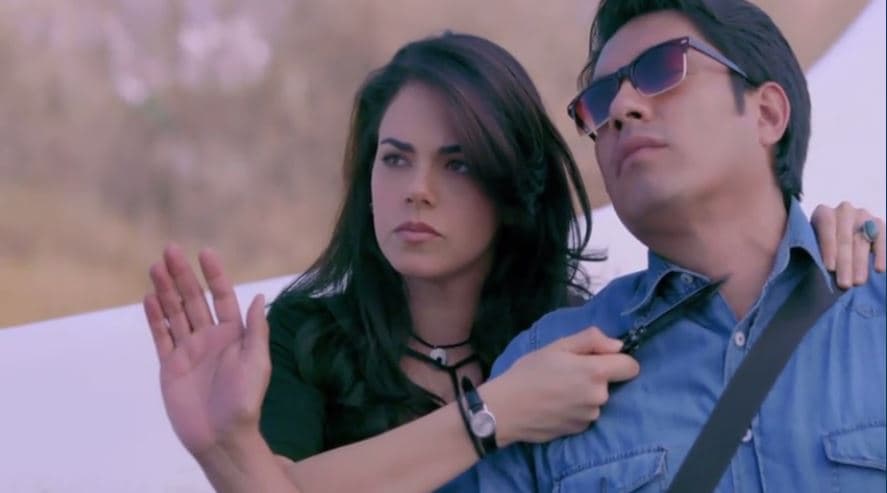 Capítulo 12: Yolanda y la policía se enfrentan